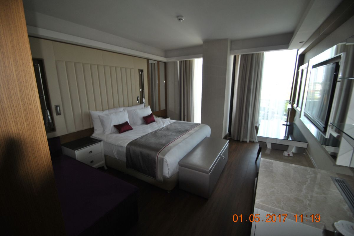 imagini hotel TRENDY LARA